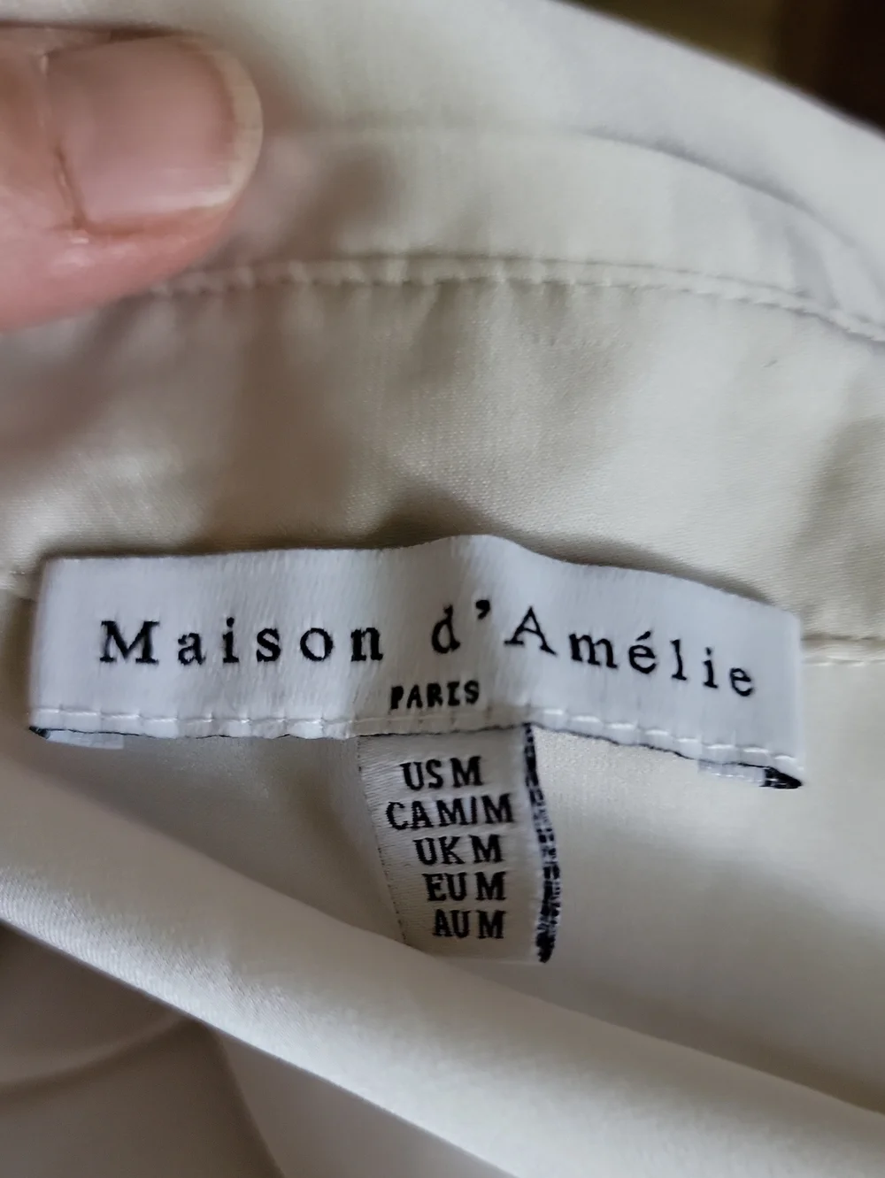 Classic Long-Sleeve Button-Up Shirt in Light Cream